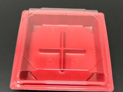 工厂供应定制一次性塑料黑红塑料带盖寿司盒